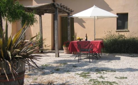 La Pieve - splendid holiday rental in converted chapel in Marche, Italy